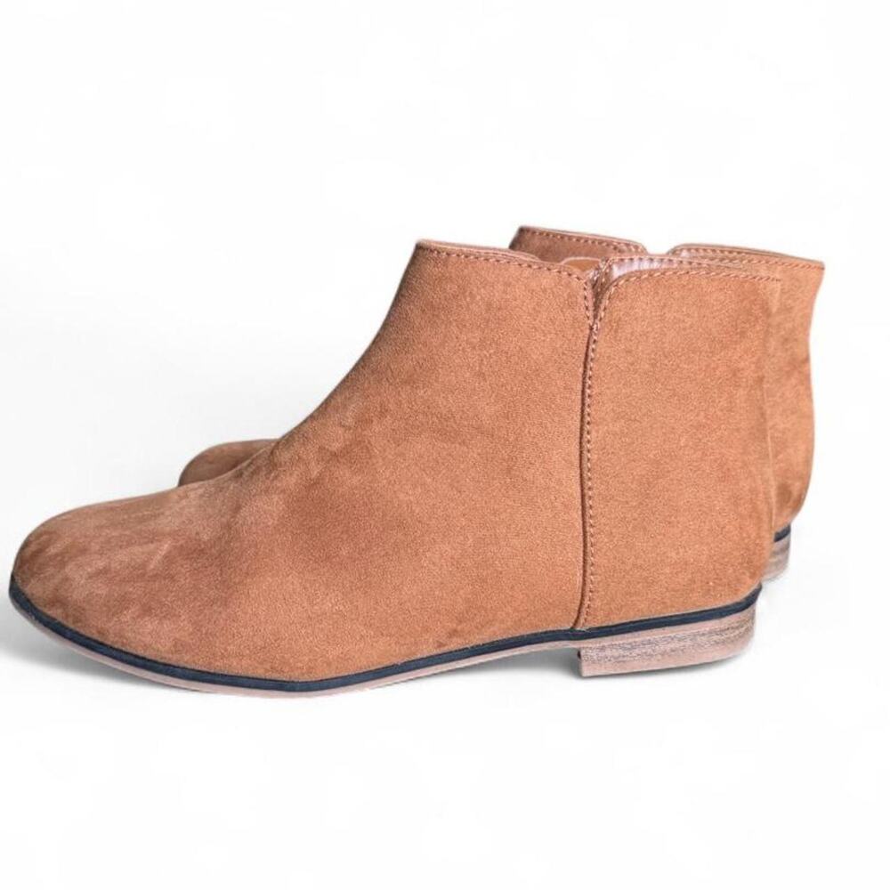 Cat & Jack Suede Boots Size 4